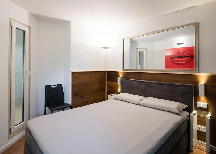 Schoene Entspannungsoase' Apartment Munich